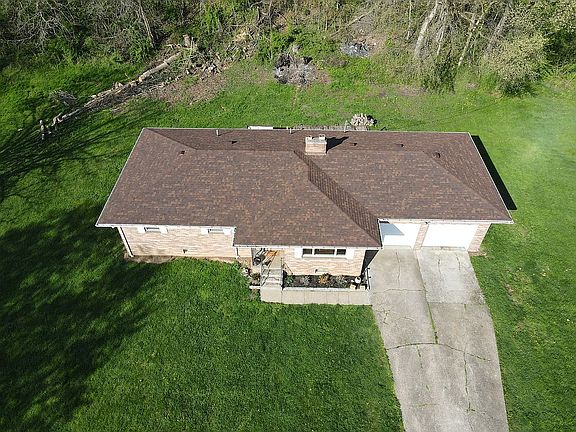 3rd image of 54 Lila Dr