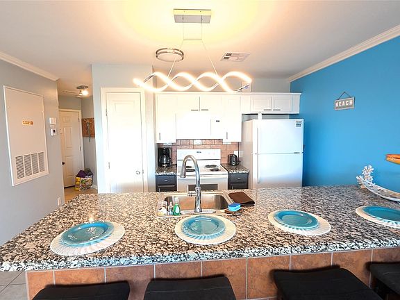 5th image of 9520 Seawall Blvd APT 234
