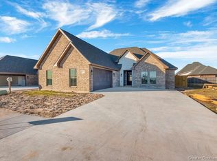 2524 S View Dr, Lake Charles, LA 70605