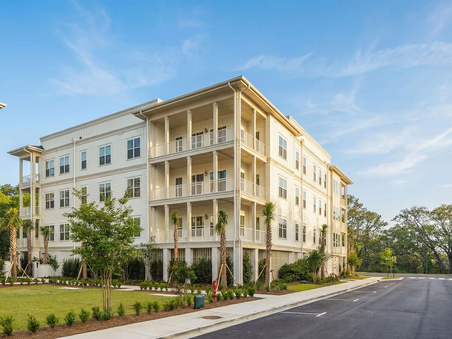 2 bed, 1700 sqft, $6,000 — Photo 4