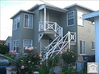 2nd image of 1361 Bennett Ave