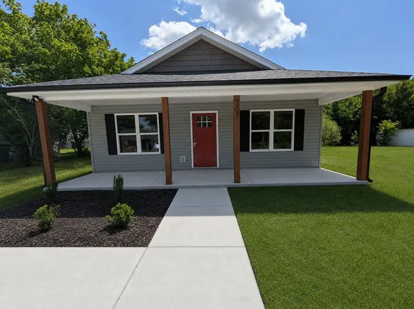 707 Trotter St, Thomasville, NC 27360