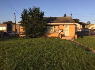 6985 W Fond Du Lac Ave, Milwaukee, WI 53218