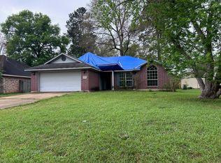 10448 Meadowview Dr, Keithville, LA 71047