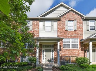 2471 Emily Ln, Elgin, IL 60124