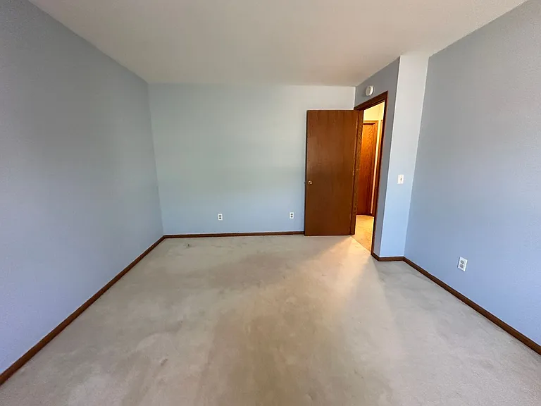 486 Ashton Ct SE — Photo 18