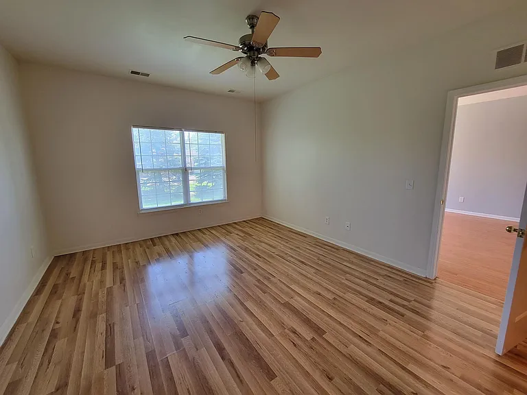 43162 Pendleton Cir — Photo 8