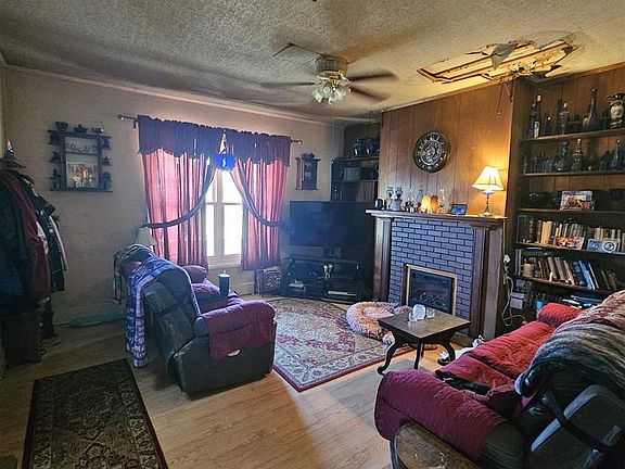 4th image of 715 S 21st St
