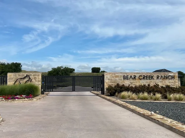 2043 Hidden Bluff Dr, Aledo, TX 76008