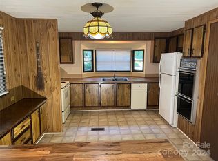 4038 Shasta Ln, Sherrills Ford, NC 28673
