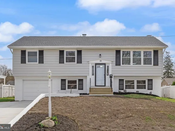 10 Cobblestone Rd, Cherry Hill, NJ 08003