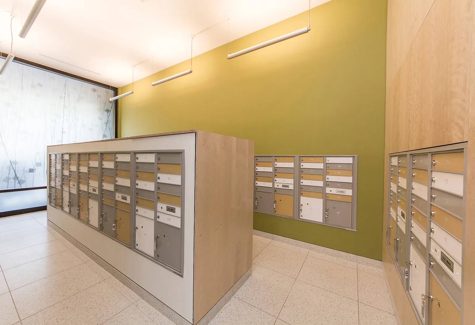 Kenmore Plaza — Photo 1