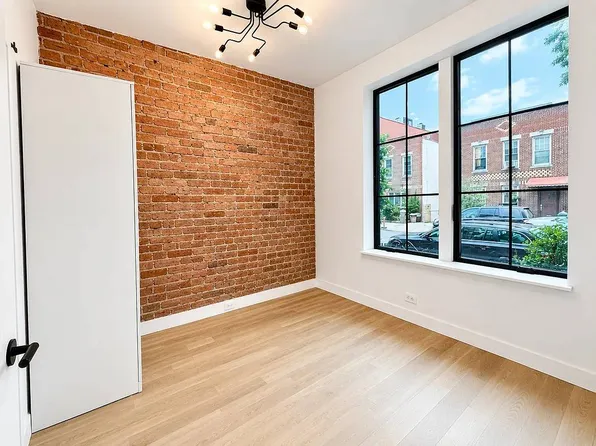 25-11 34th Street image 1 of 15
