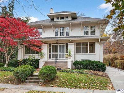 320 S 52nd St, Omaha, NE, 68132