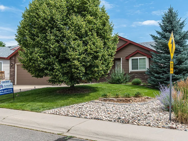 4060 Florence Dr — Photo 3