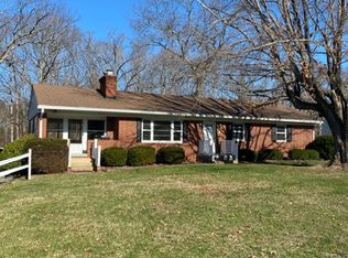 242 White Pine Dr, Lynchburg, VA 24501