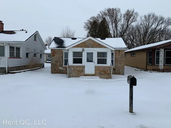 624 1st Ave, East Moline, IL 61244