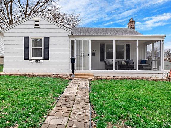 2nd image of 1915 McNair Pl
