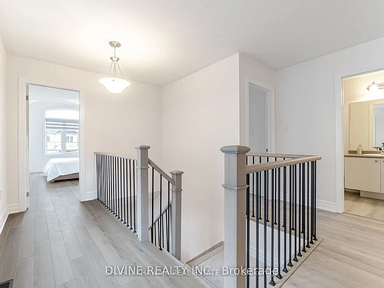 9241 White Oak Ave — Photo 19
