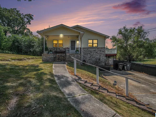 534 Elm St SW, Bessemer, AL 35022