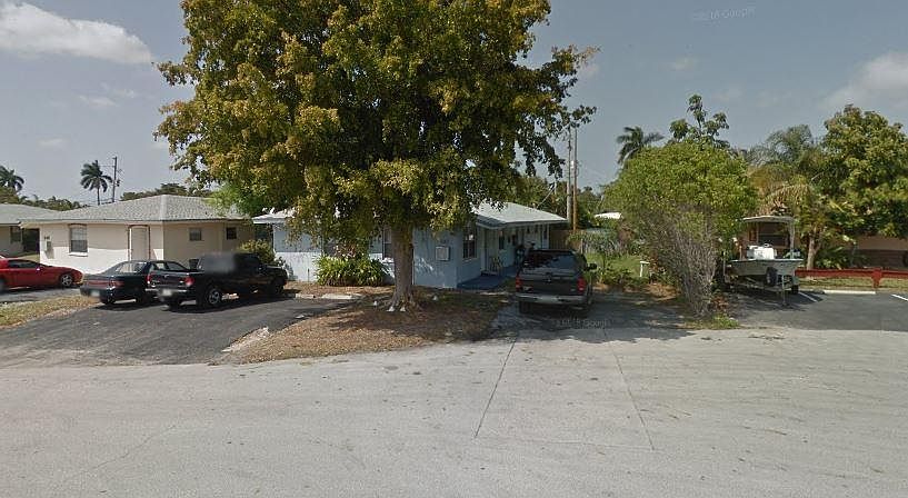 Exterior: Quiet Cul-de-sac