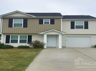572 Gentle Breeze Ln, Rock Hill, SC 29730
