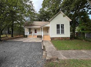 104 W Spring St, Heber Springs, AR 72543