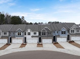 6656 Parsons St, Flowery Branch, GA 30542