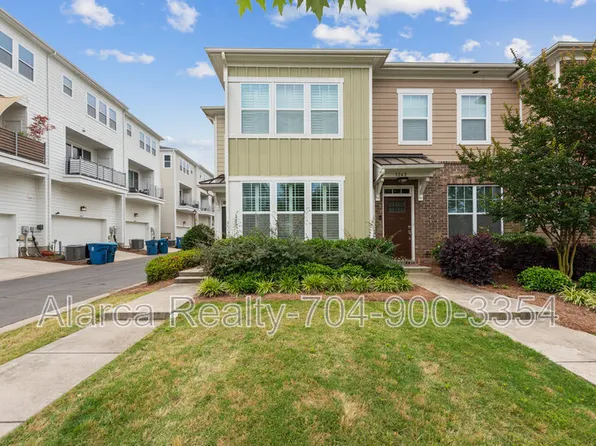 3246 Moss Ln, Charlotte, NC 28206
