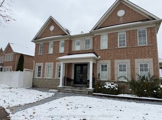 31 Seggar Ave, Ajax, ON L1T 4G7