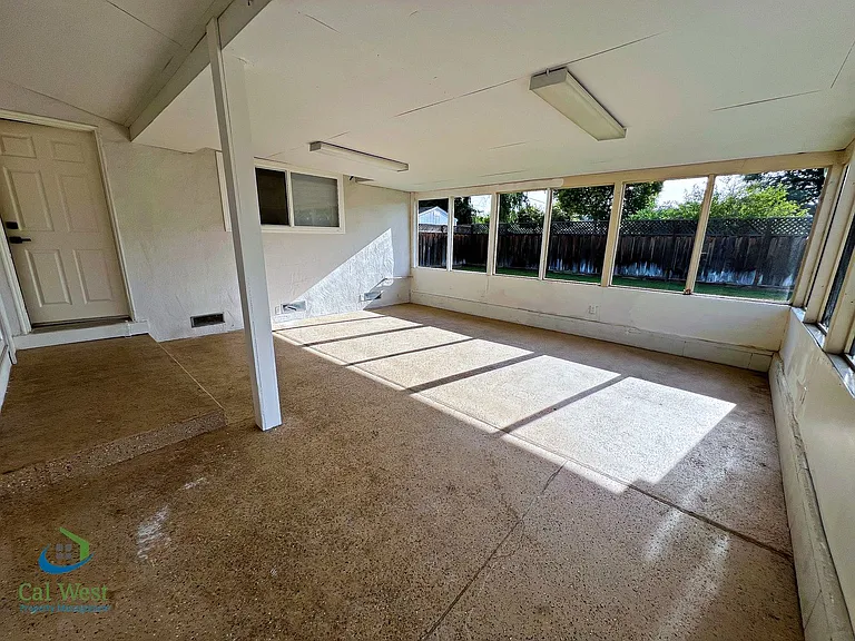 3048 San Luis Rey Ave — Photo 29