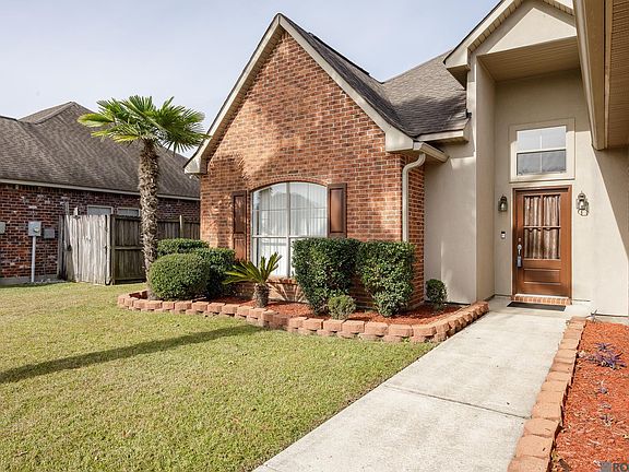 3rd image of 37420 Cypress Trace Ave