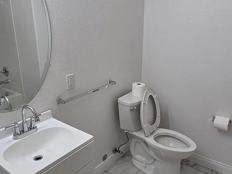 5255 Memphis St #1001 — Photo 15