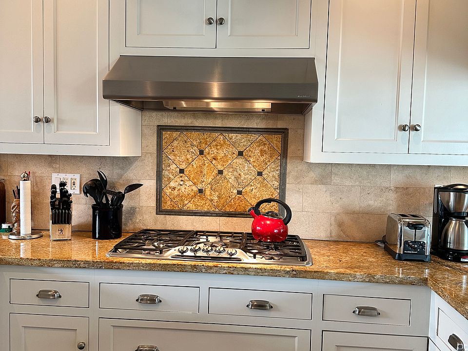 Wolf vent & 5 burner gas cook top