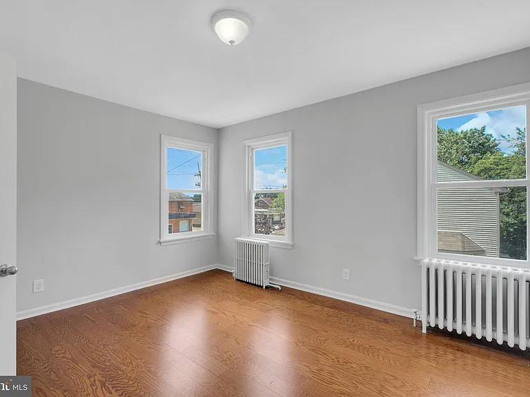 121 E Browning Rd #2 — Photo 9