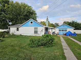 2729 Mulberry St, Conneaut, OH 44030