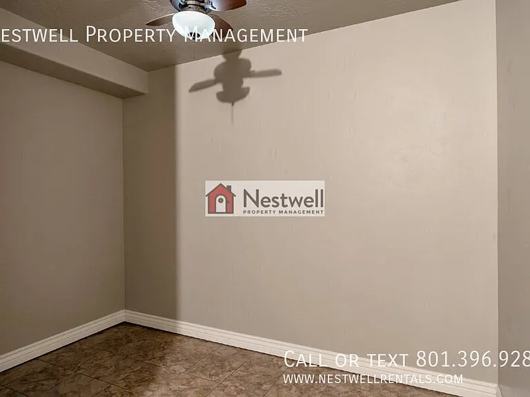 4631 W Vermillion Dr — Photo 28