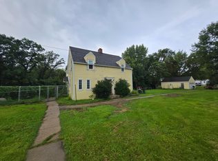 801 S Main St, Mahnomen, MN 56557