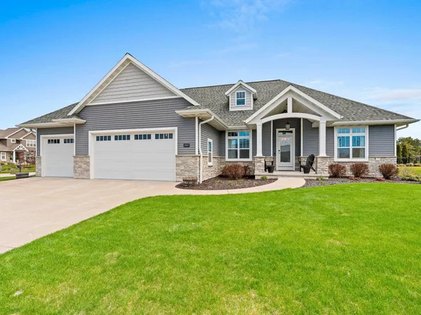 3963 Dollar Ln, De Pere, WI 54115