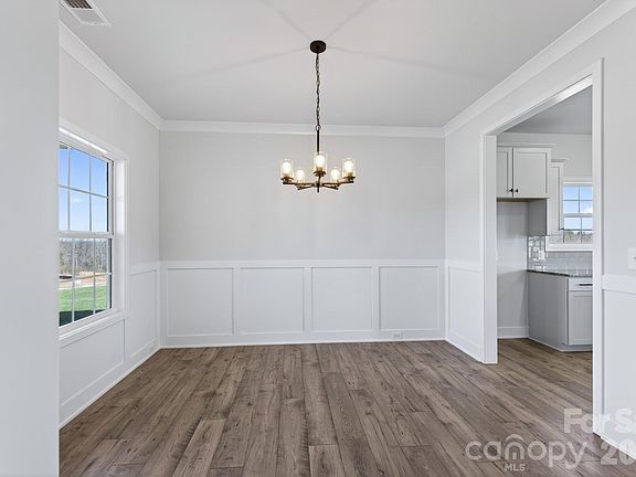 2nd image of 126 Kerr Walk Dr #19