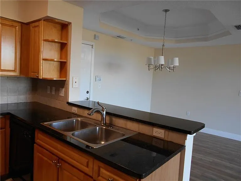 2058 Alta Meadows Ln #2512 — Photo 5