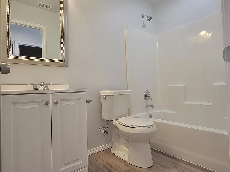 5507 Jarvis St #A — Photo 11