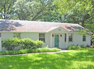 741 McCants Dr, Mount Pleasant, SC 29464