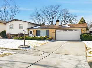 7388 Coventry Ln, Hanover Park, IL 60133