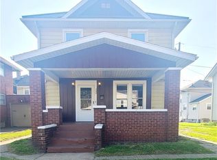 349 Hay Pl, Coshocton, OH 43812