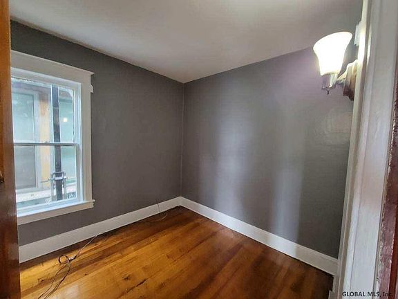 5th image of 53 N Manning Blvd
