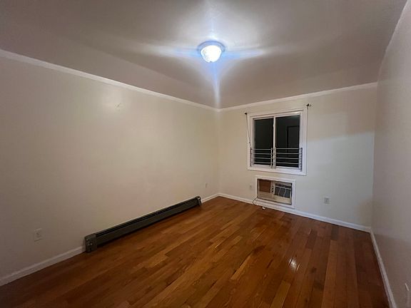 3rd image of 109-18 155th St Unit 2