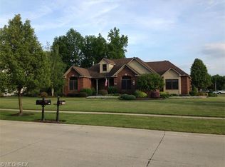 1052 Glendalough Ave, Grafton, OH 44044