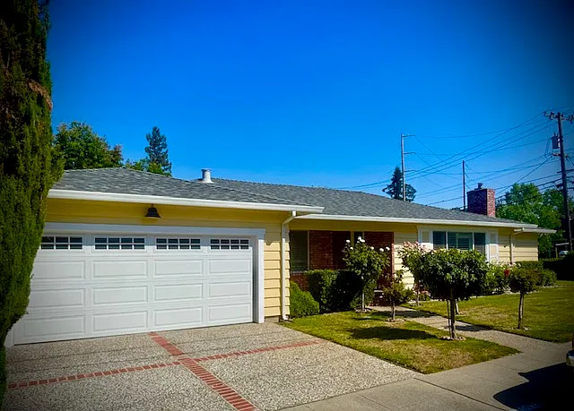 1963 Hull Ave — Photo 2