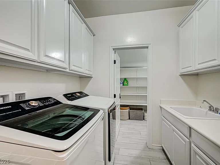 12309 Silvana St — Photo 39